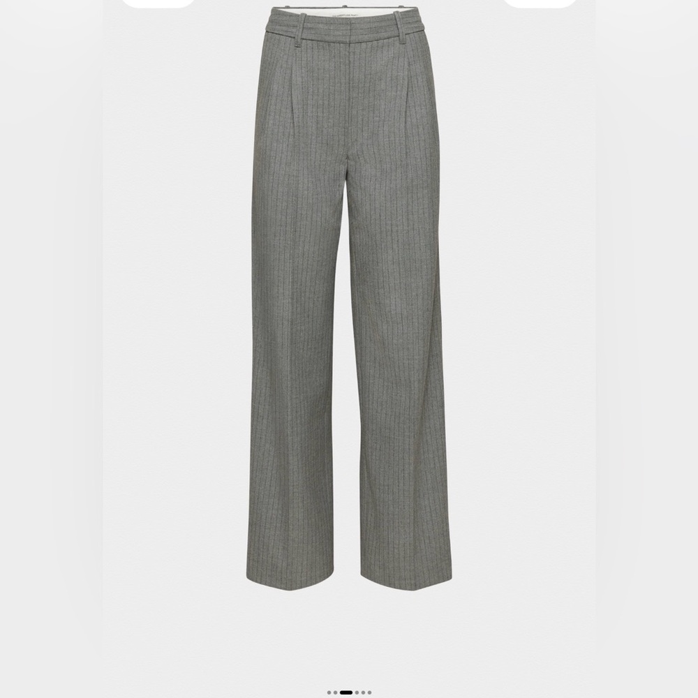 Aritzia The Effortless Pant Cropped Re-fined